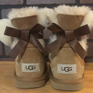 UGG Chestnut Boots with Chocolate Bows